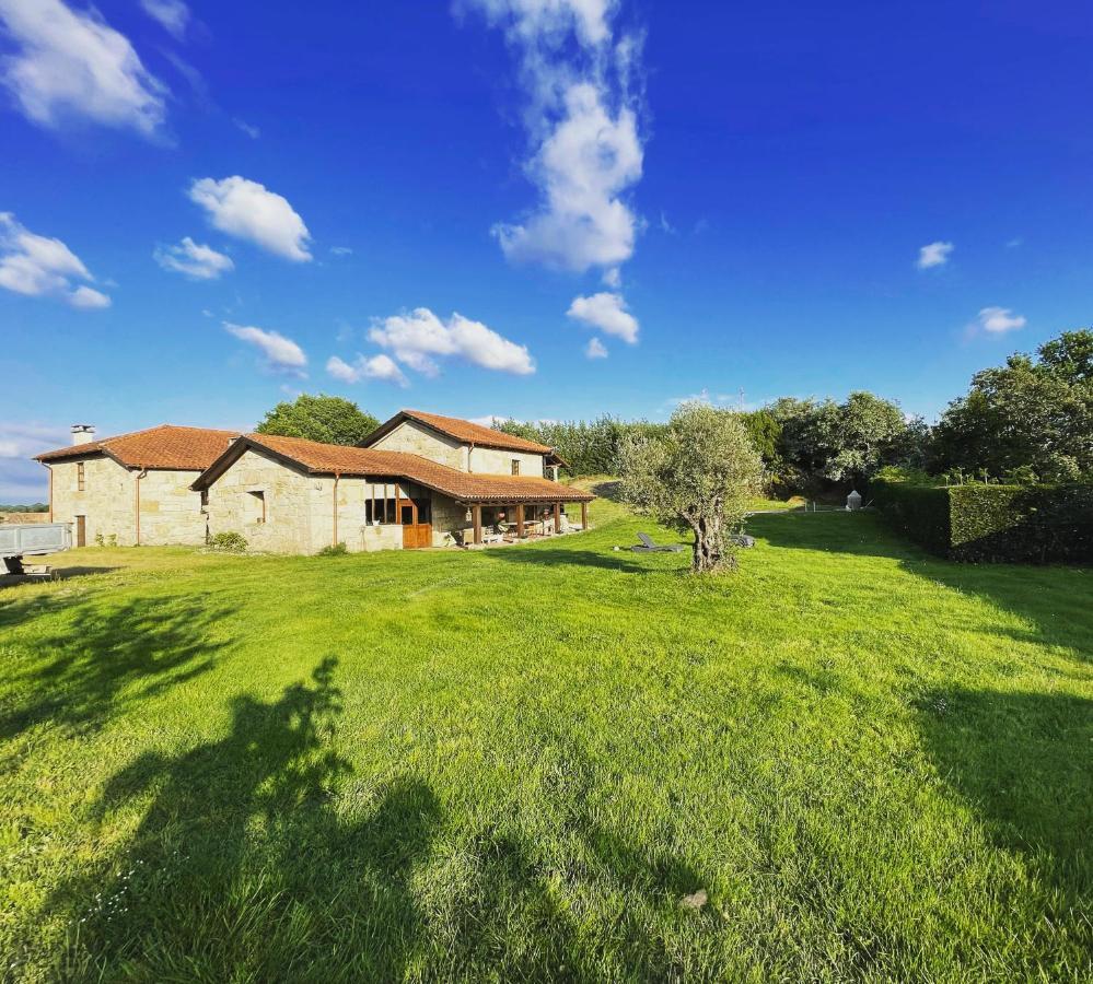 Casa De Campo Con Piscina, Entera O Por Habitaciones Amoeiro ภายนอก รูปภาพ